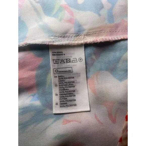 H&M Floral Print Spaghetti Strap Top - Size 2 - Beach Getaway - Picture 4 of 5